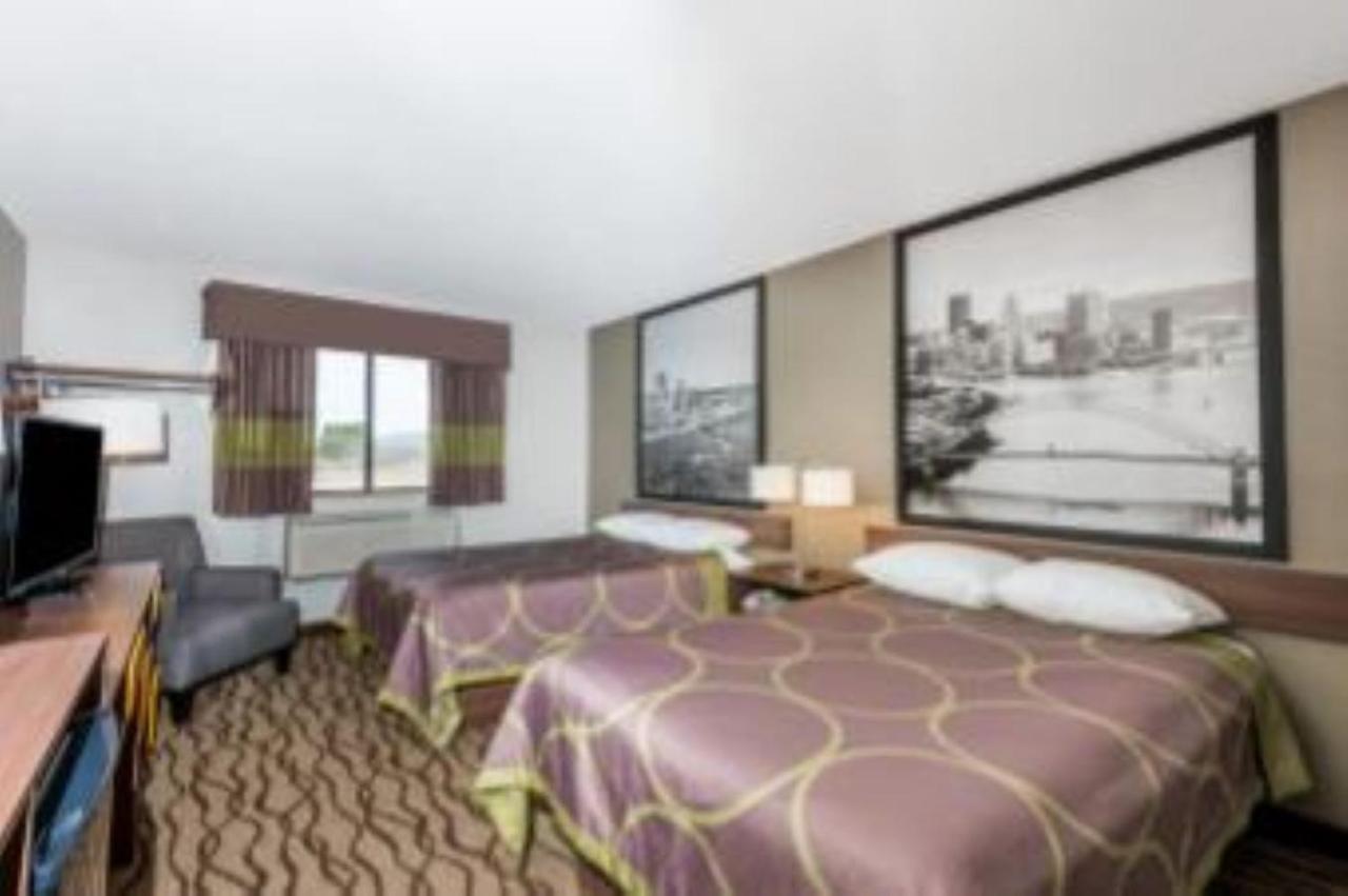 Hotel Super 8 By Wyndham Bedford Esterno foto