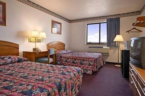 Hotel Super 8 By Wyndham Bedford Esterno foto