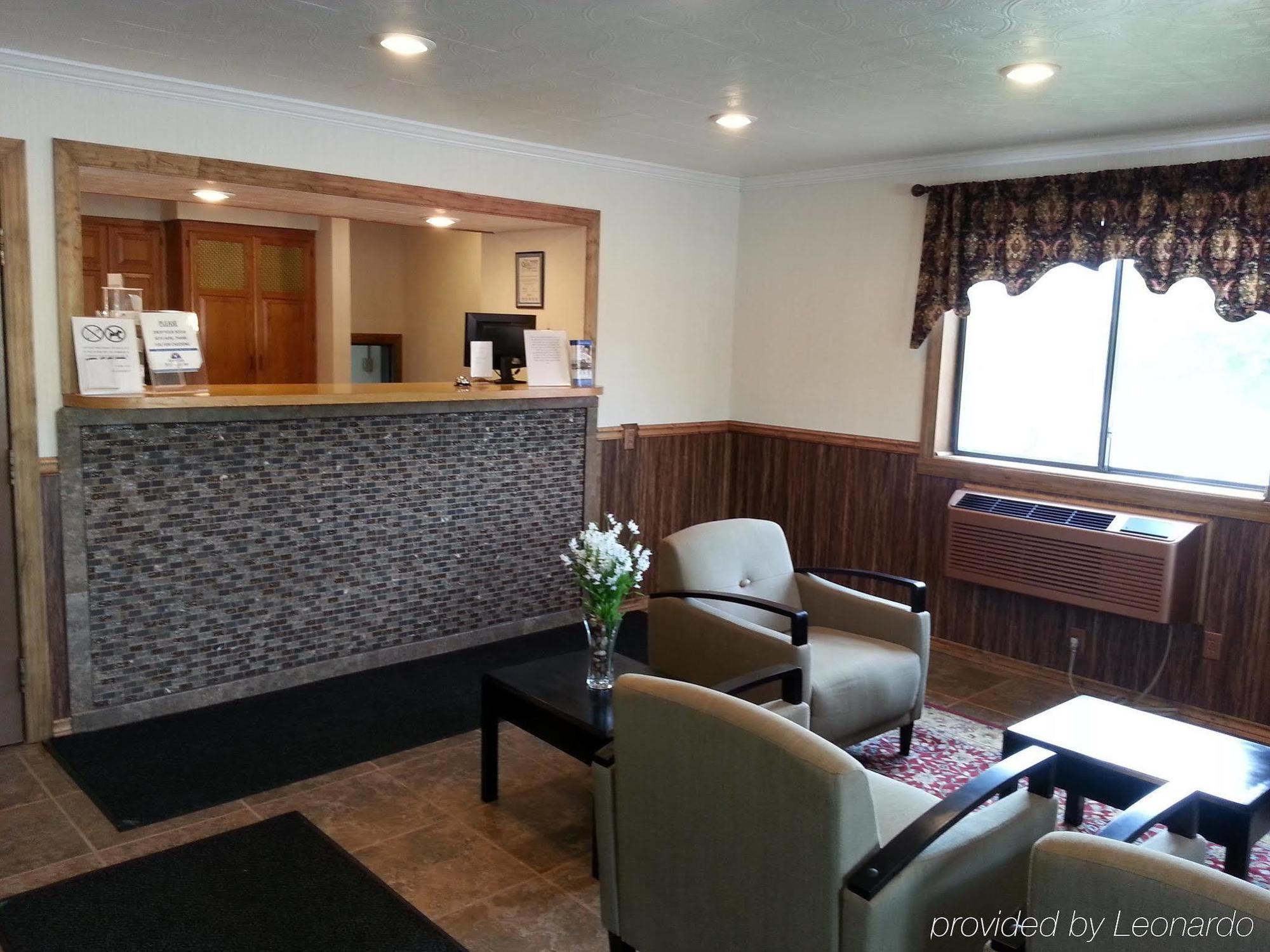 Hotel Super 8 By Wyndham Bedford Esterno foto